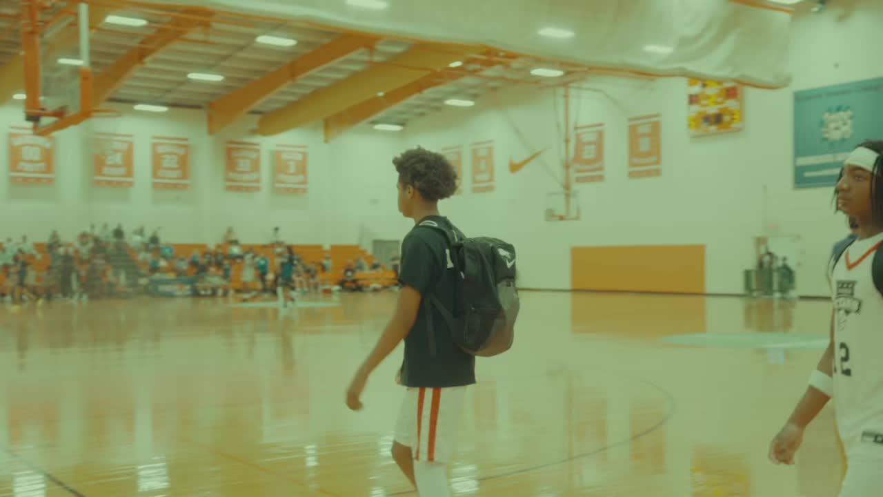 @leftyhandbucket0