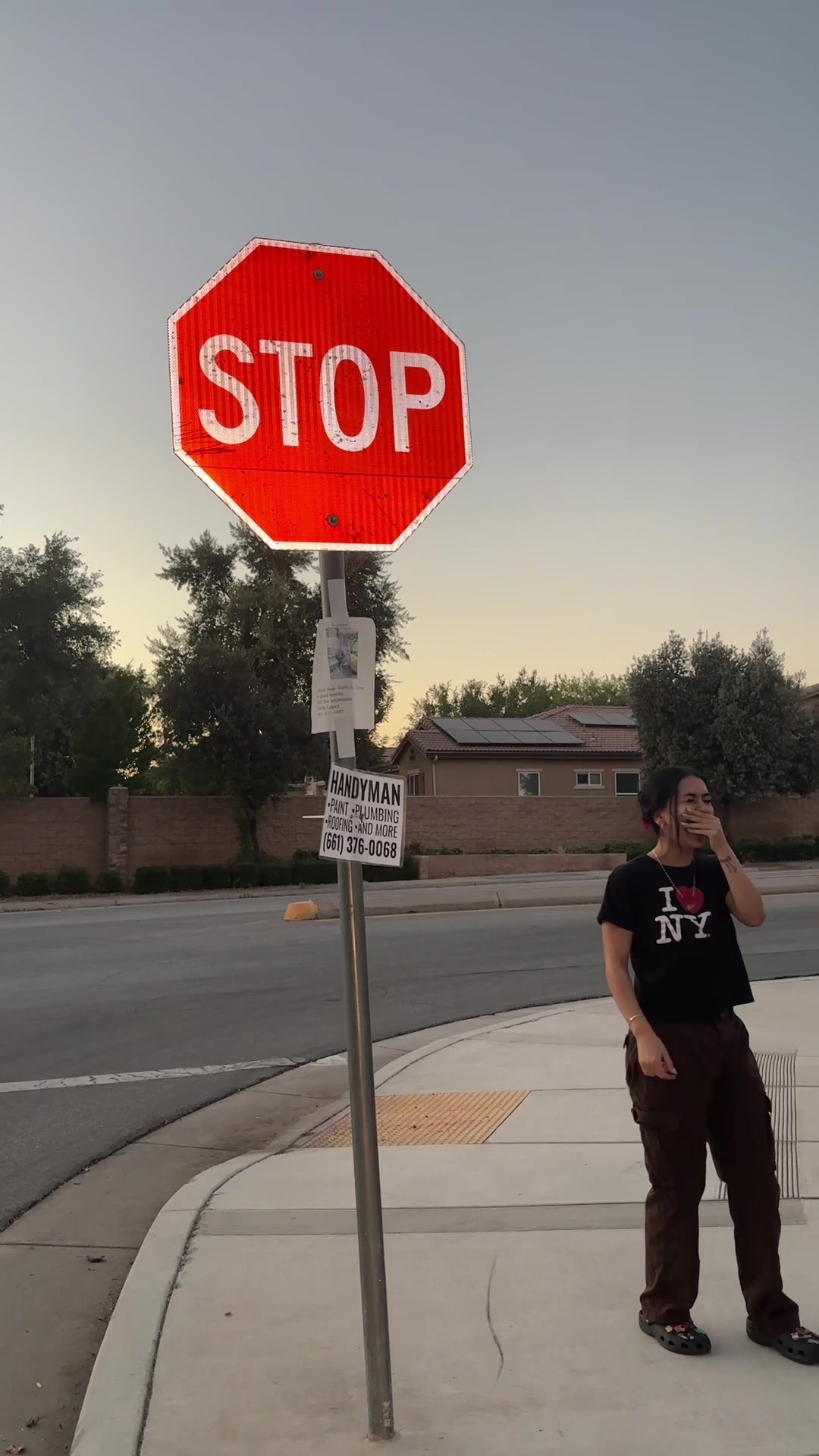 @LESLIE