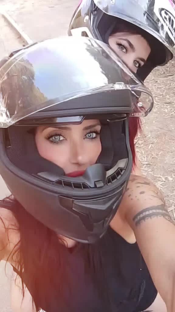 @Esmeralda
