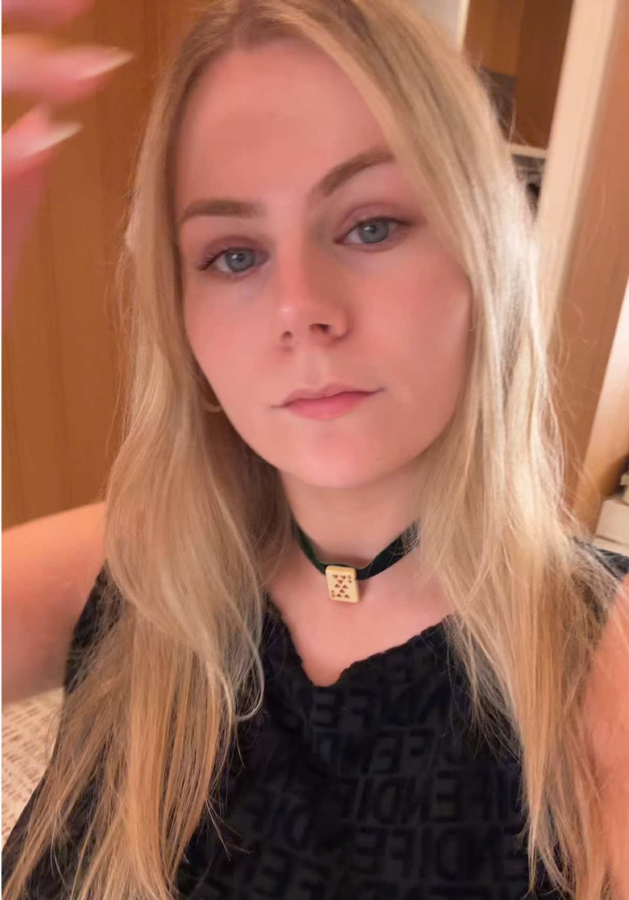 @EmspensiveEmily