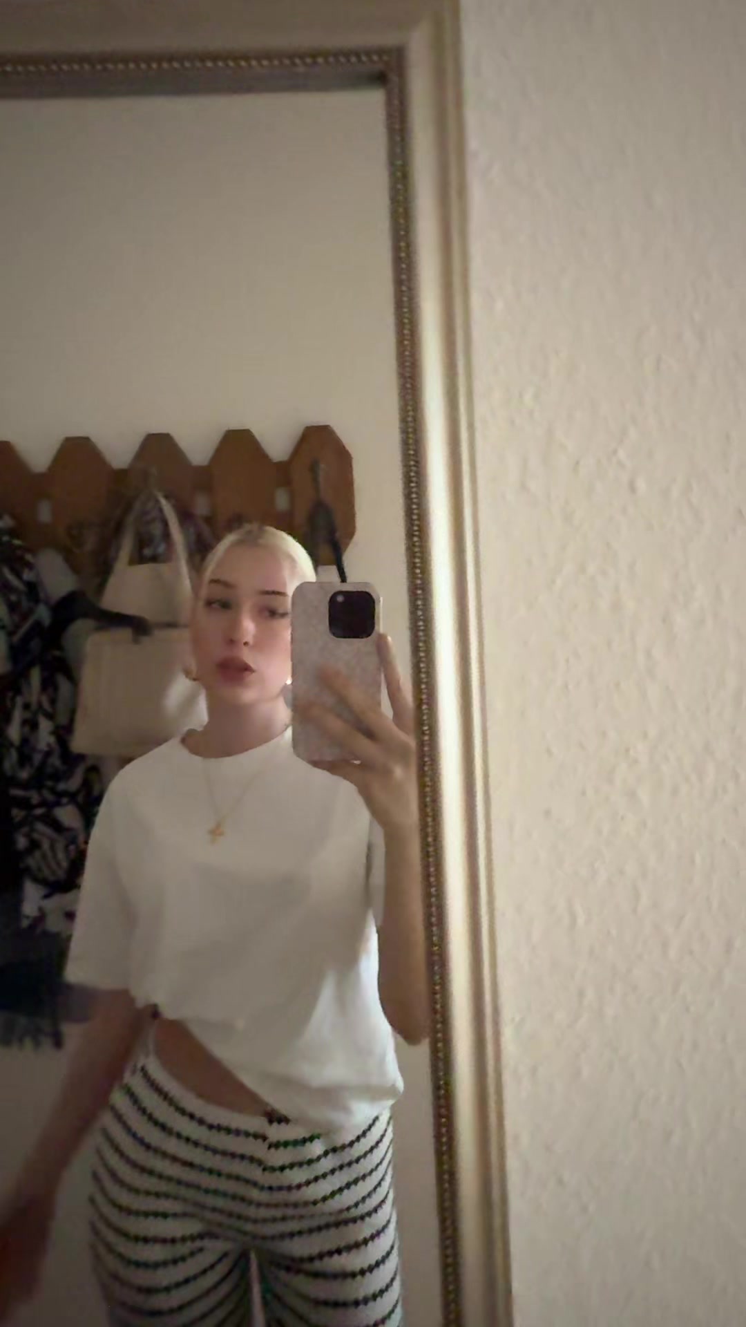 @lena