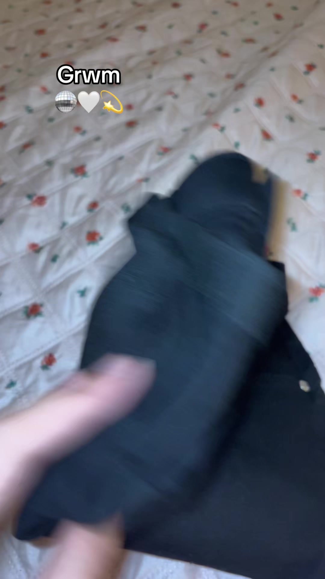 @𝓜𝓲𝓪
