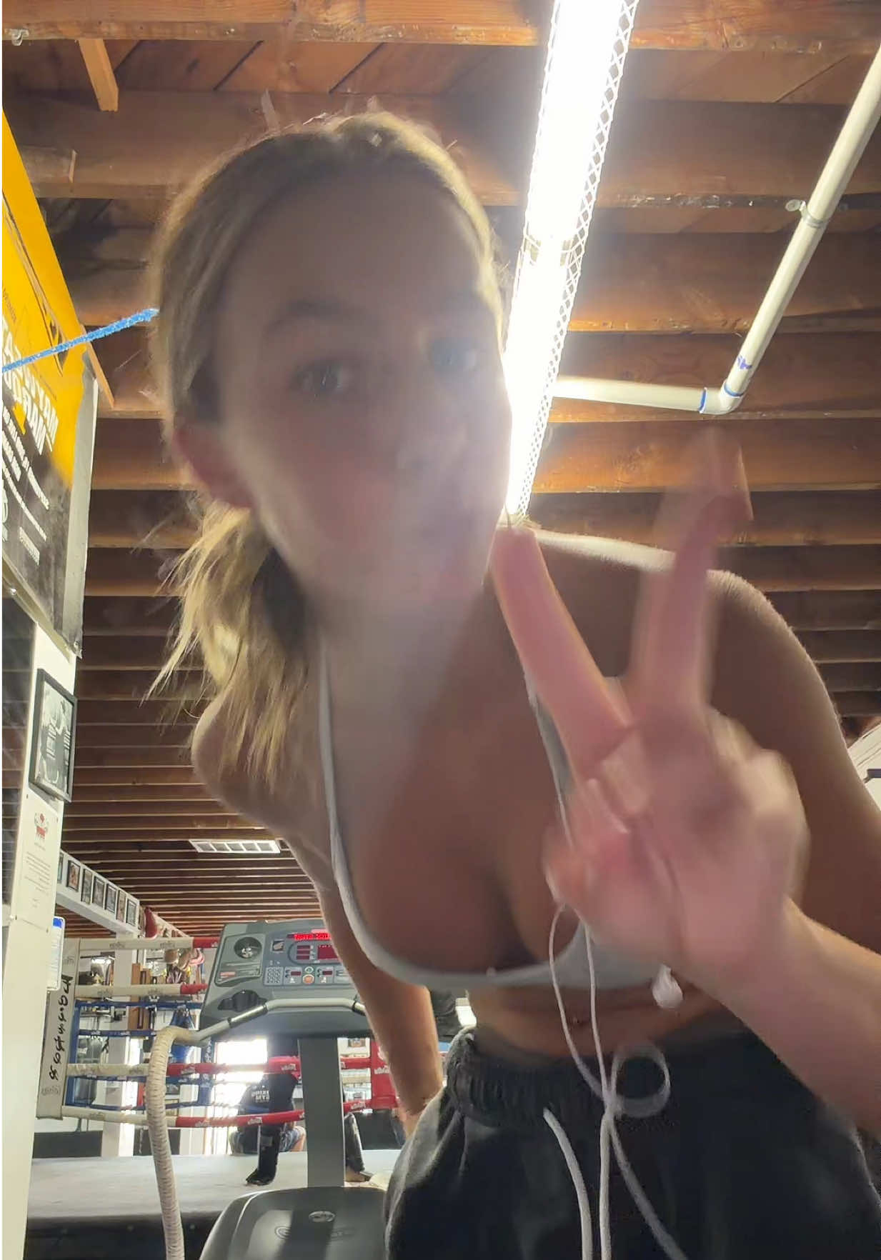 @Rebeccamcleod