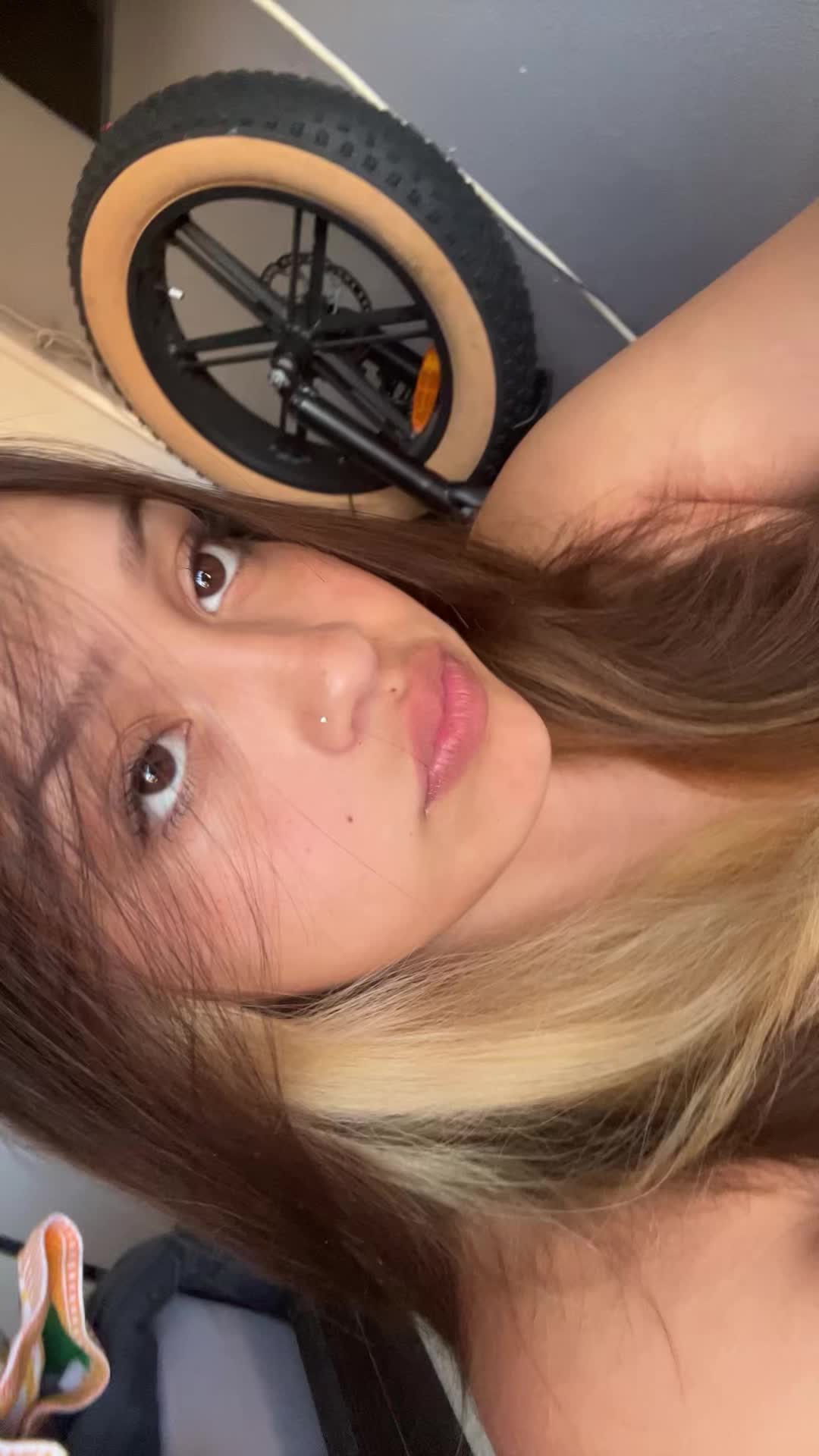 @🐺