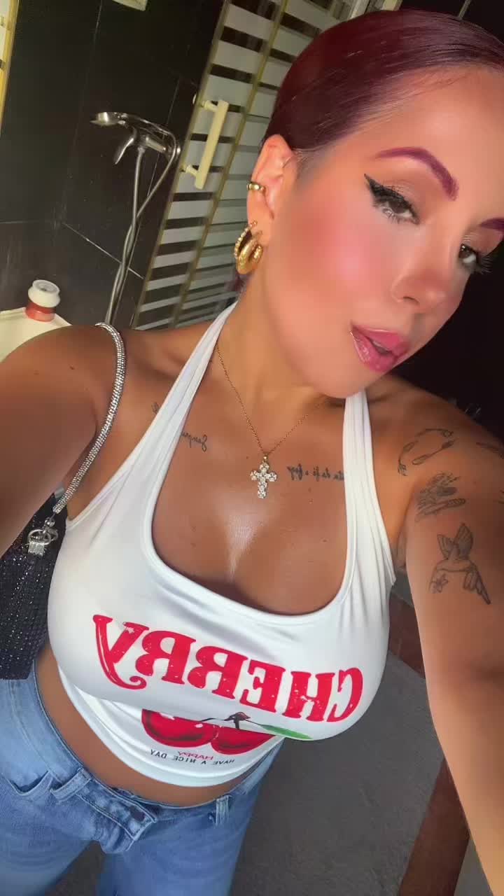 @Ana Lúcia 🍒