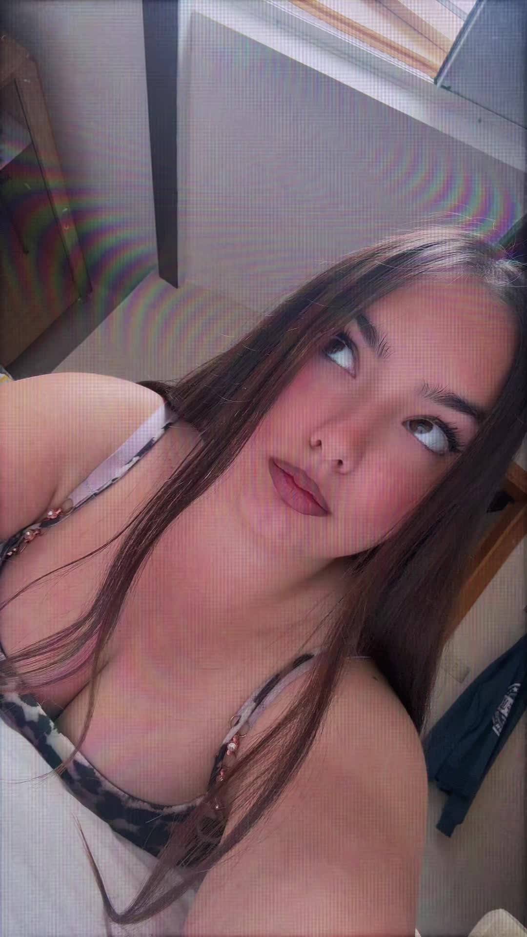 @Ely🦋