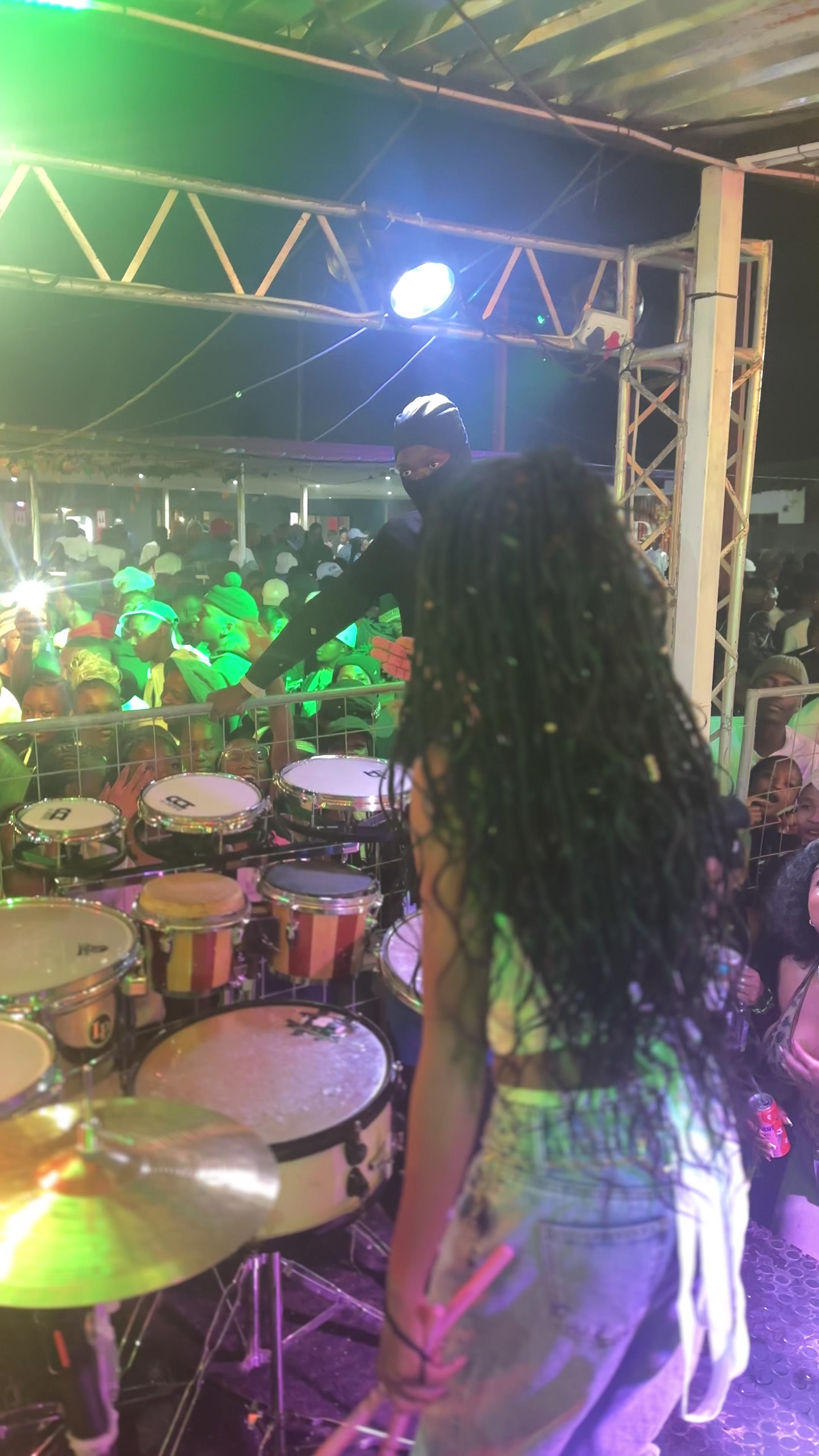 @King Rue 👸🥁