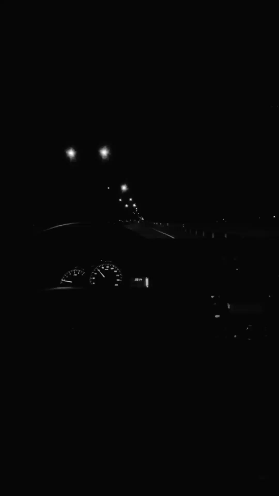 @🎧