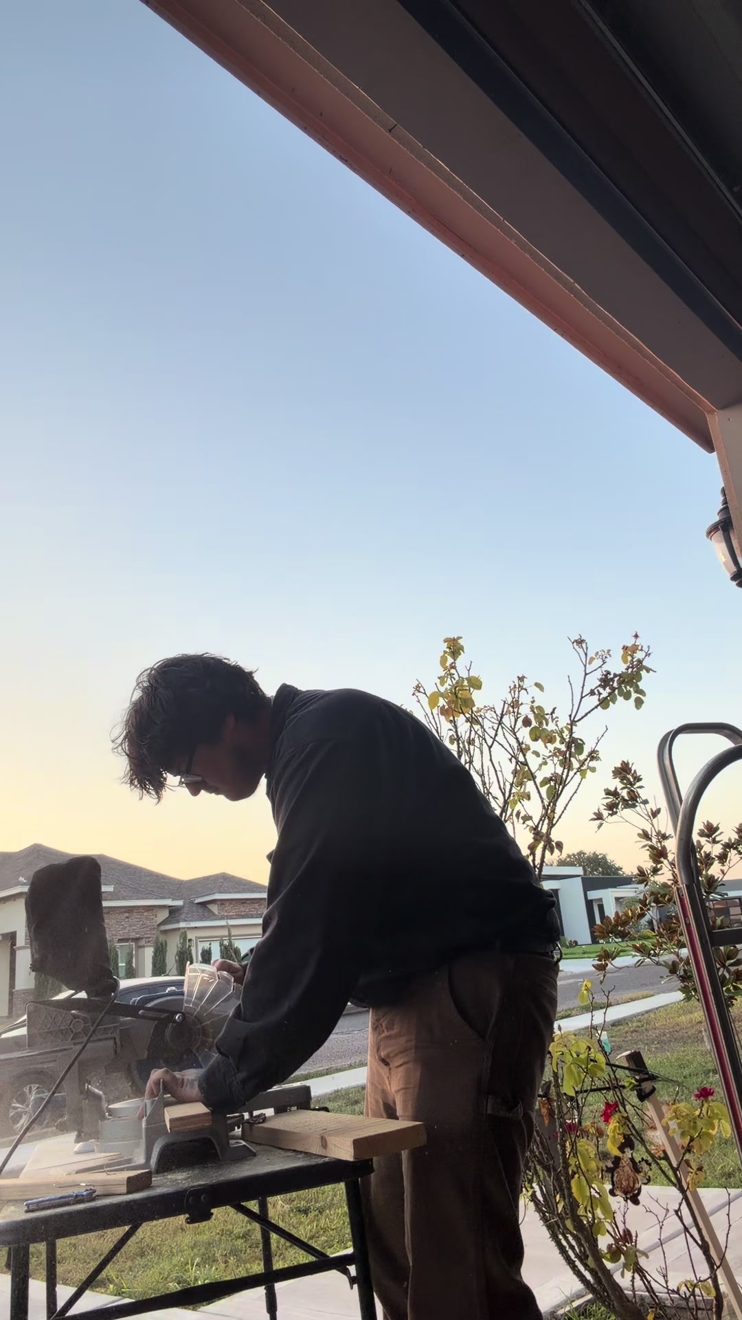 @Lj