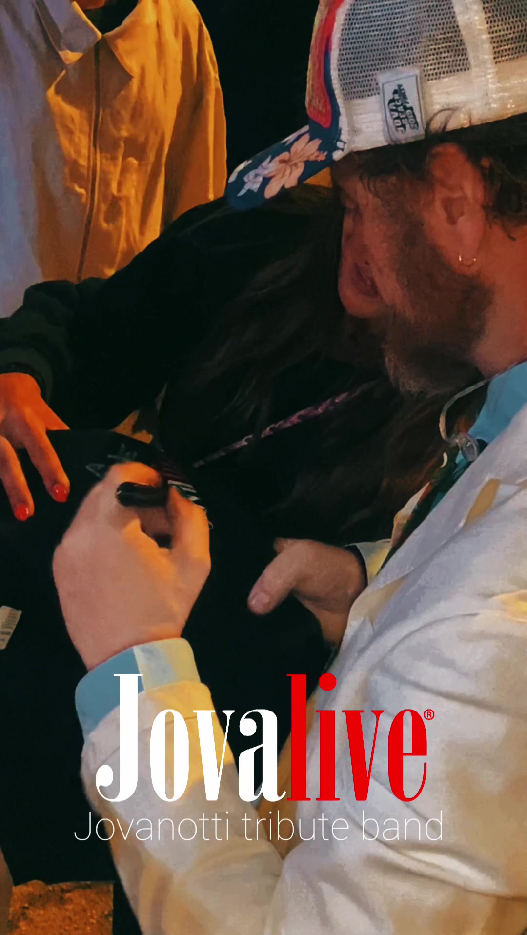 @JovaLive