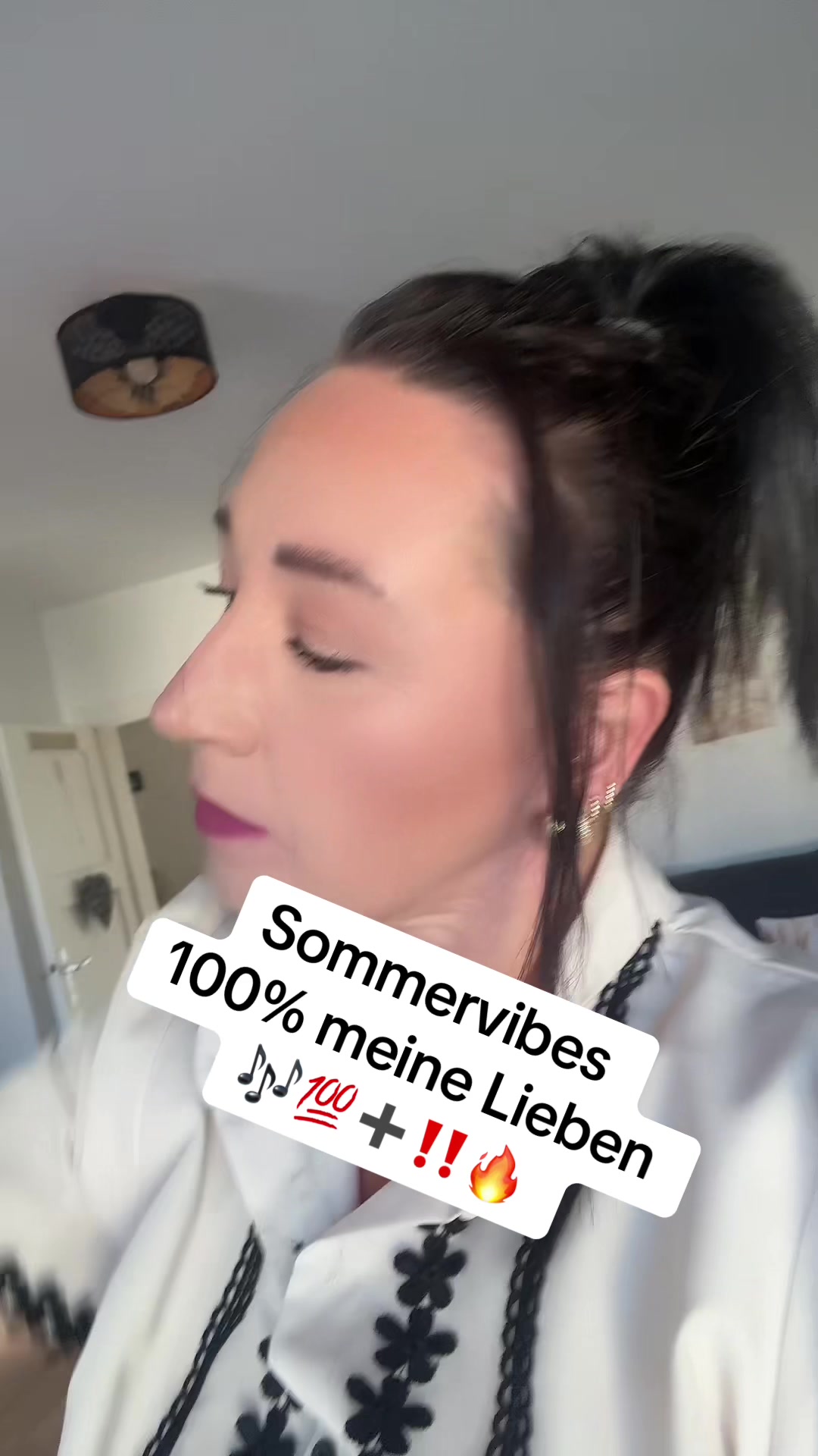 @nicoleshmith