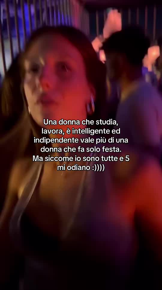 @VALERIA