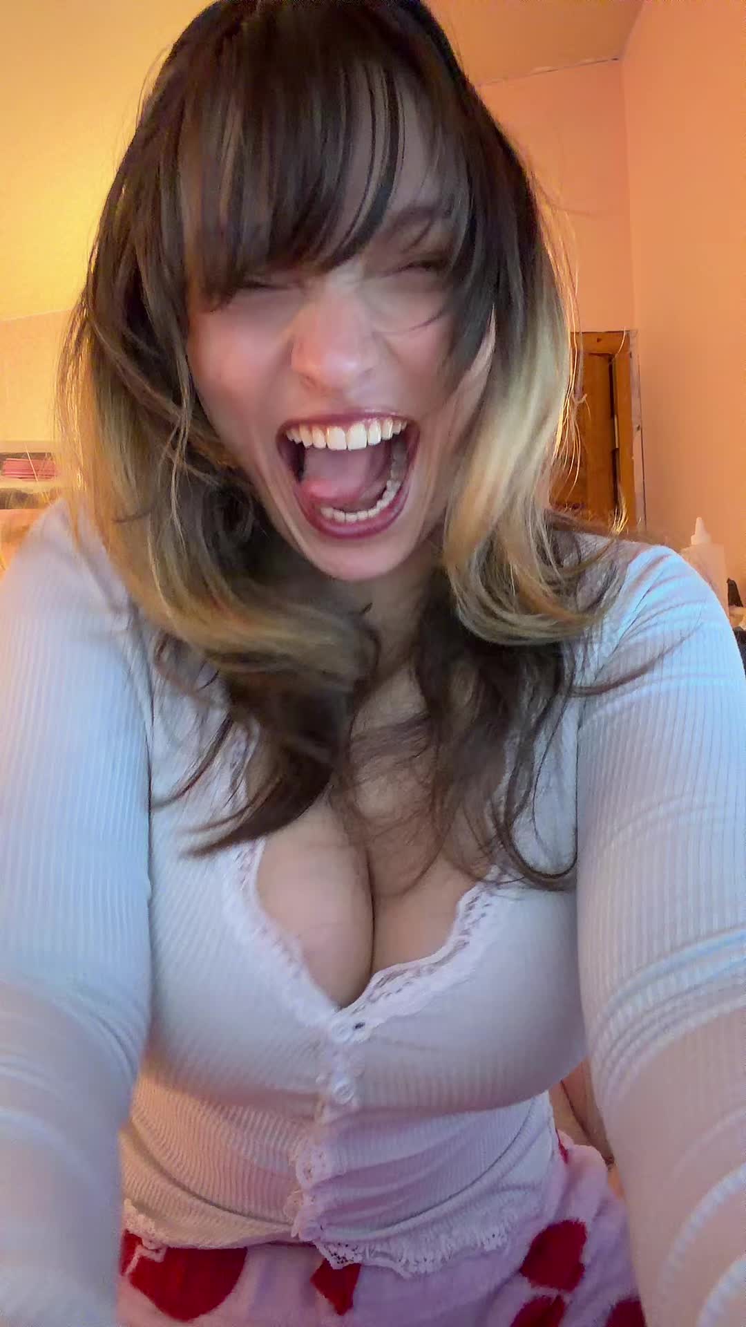 @shroomypixy