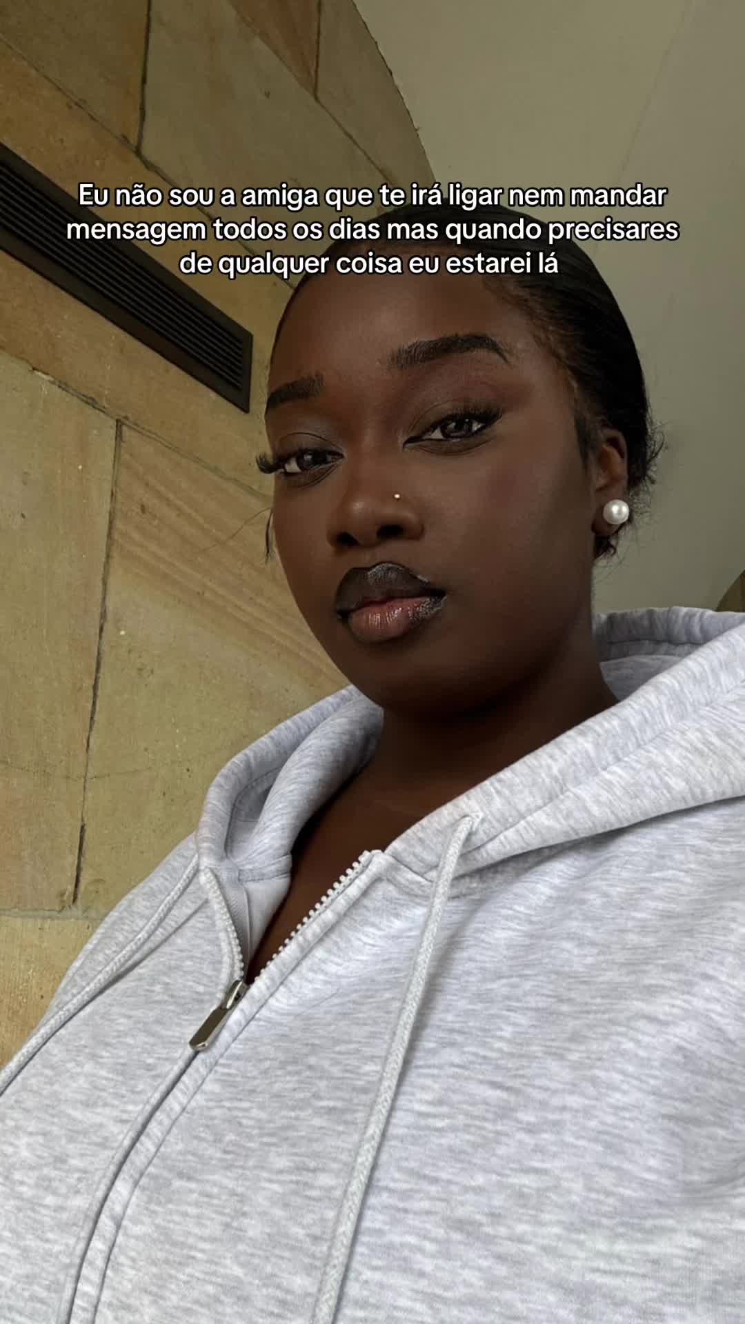 @Dyana Gon&ccedil;alves 🇨🇻