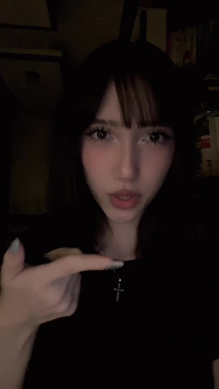 @HELEN
