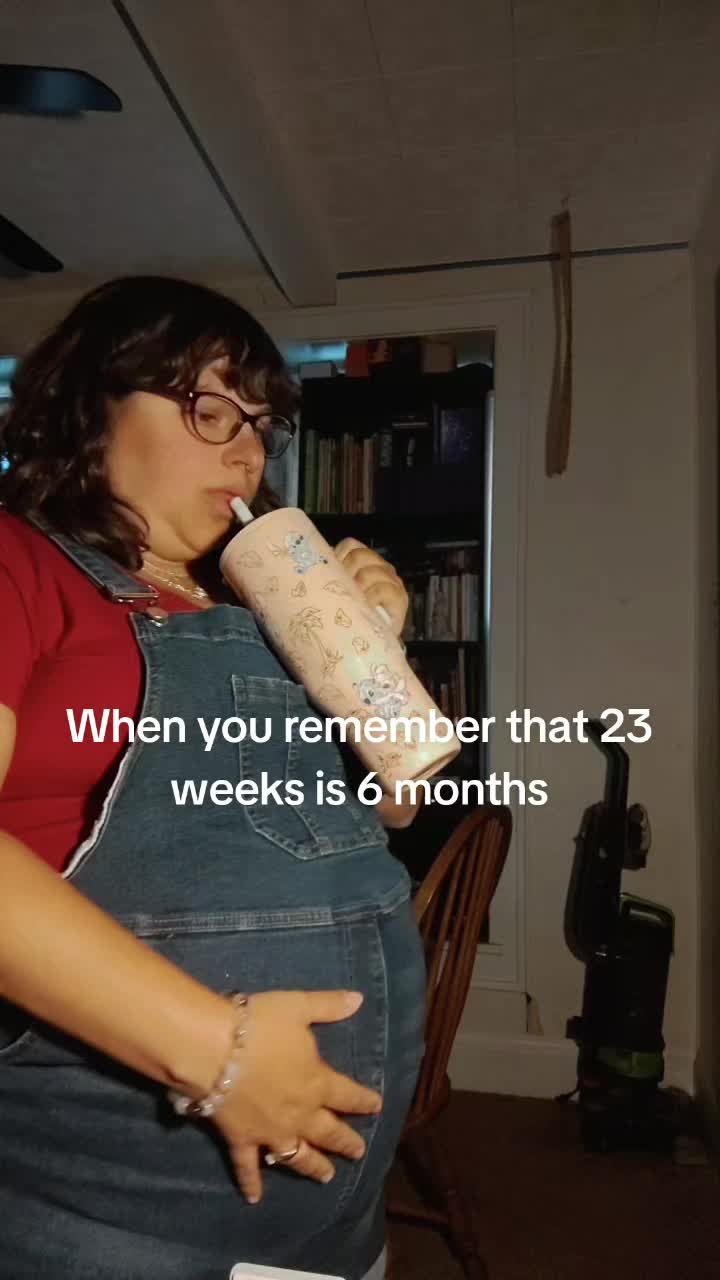 @StitchWithTeeth 📚