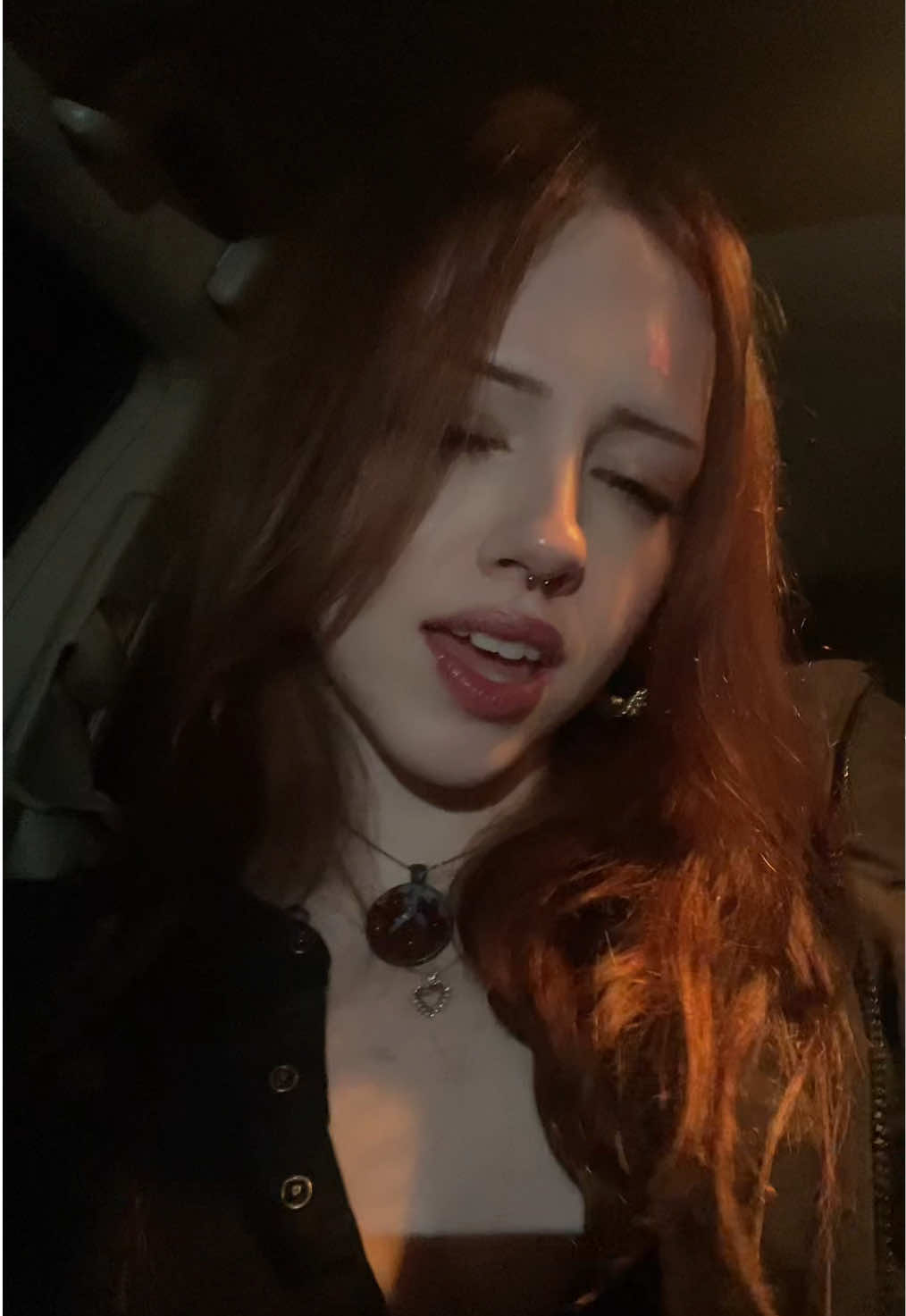 @bella