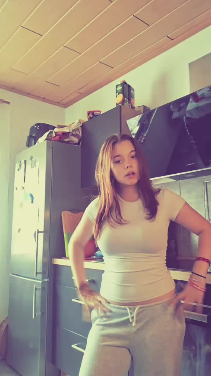 @Sophieee