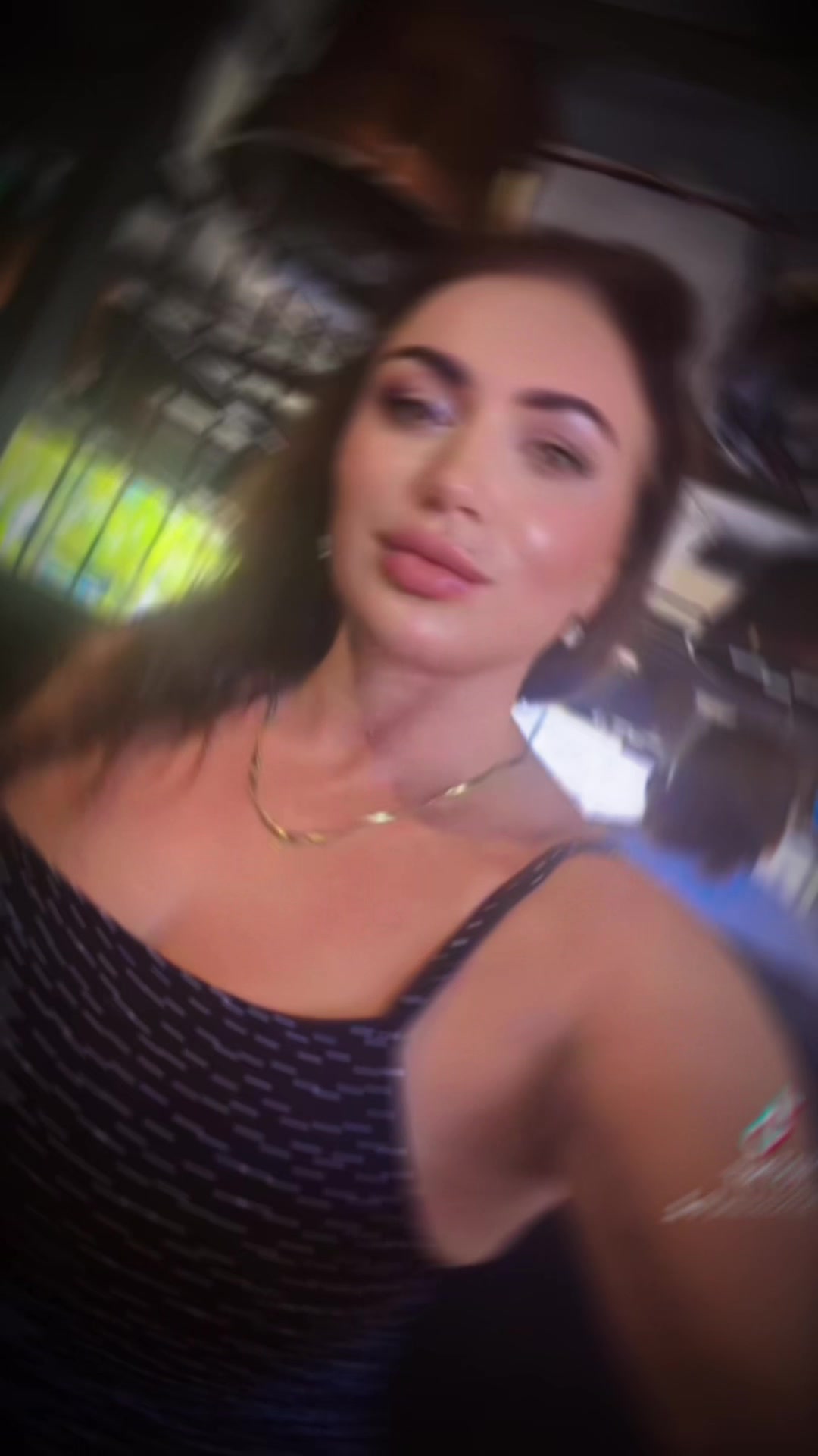 @julia Leo