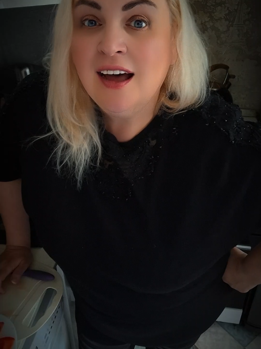 @Лариса😘