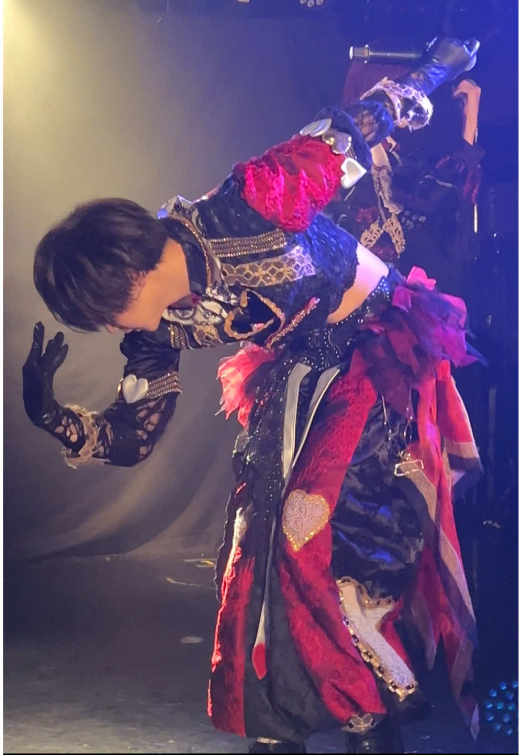 @。