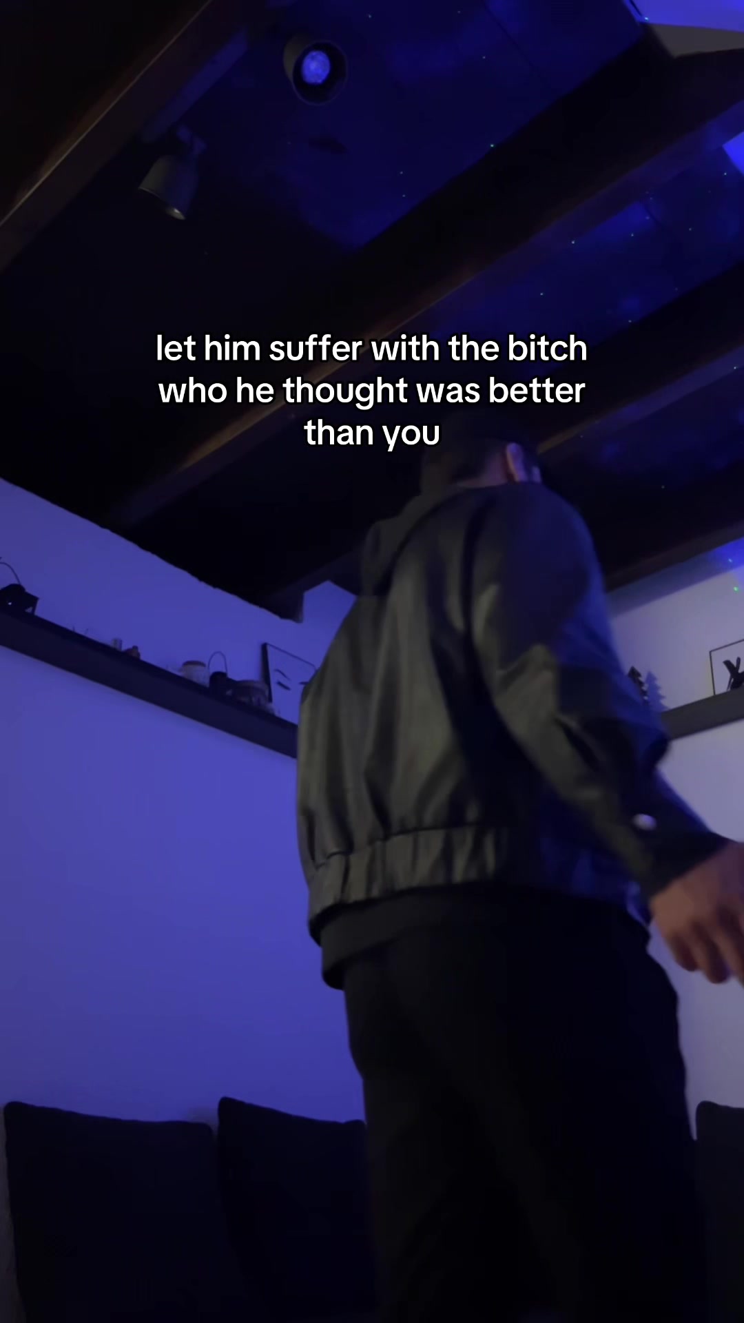 @🦋
