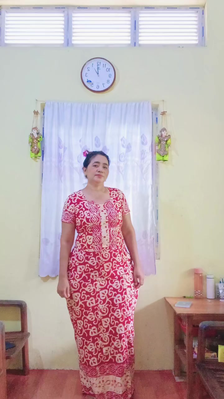 @Sandar_Thein_Official