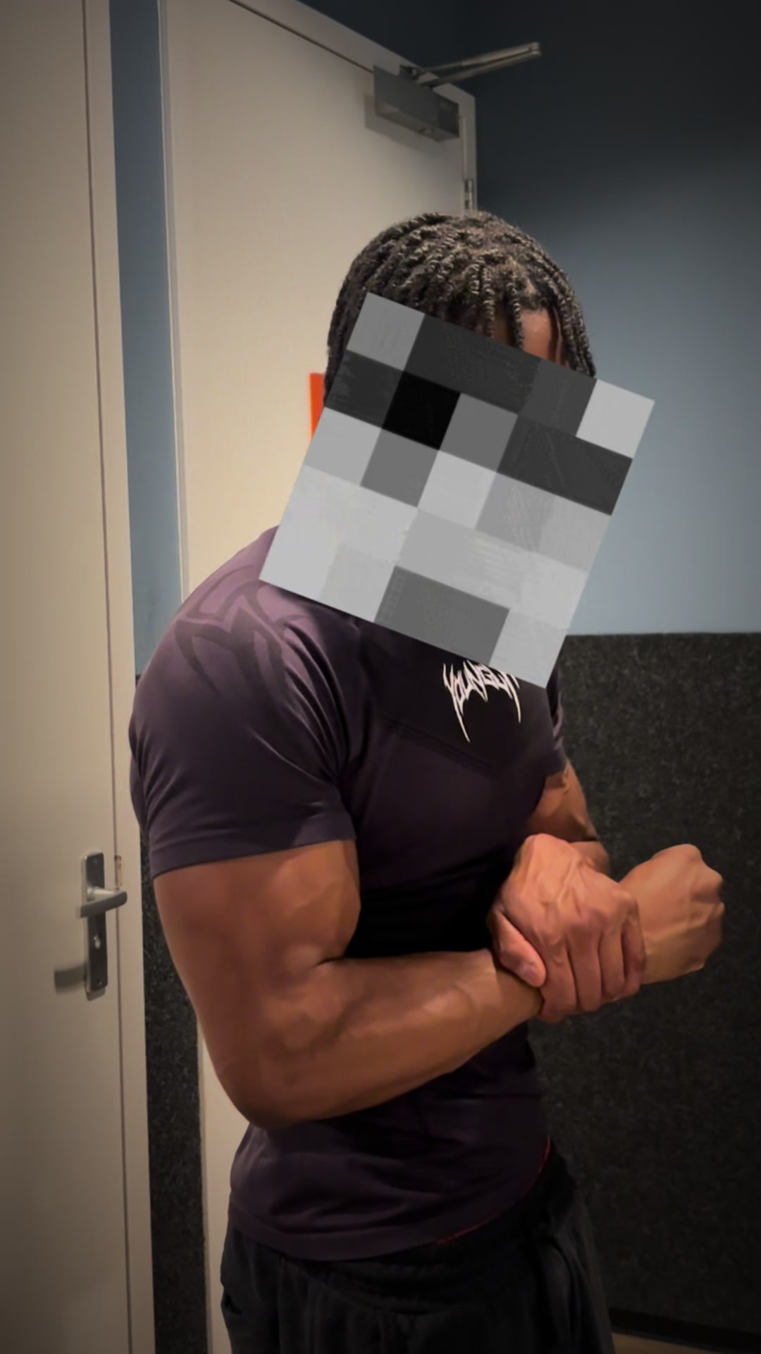 @Jayy