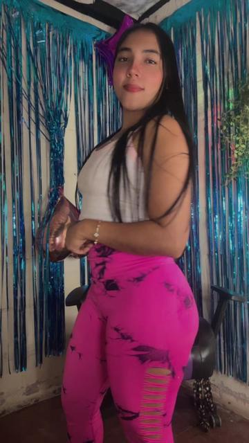 @CAMILA RODR&Iacute;GUEZ 🦋🧸🌻