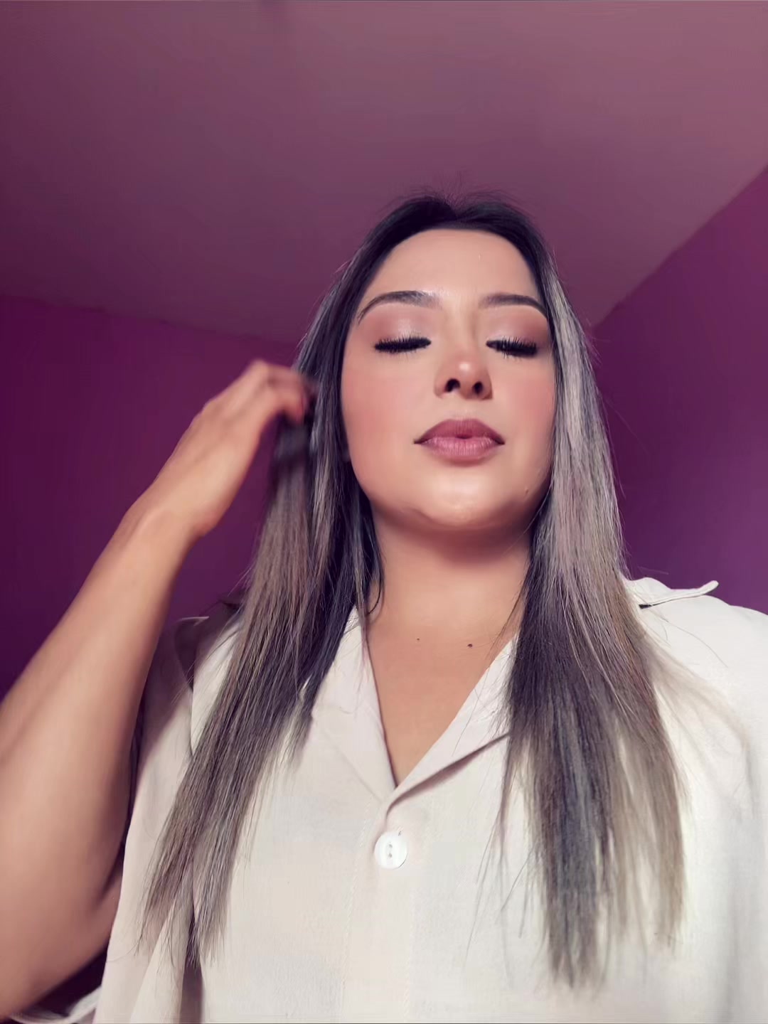 @LA VIVI 🦋