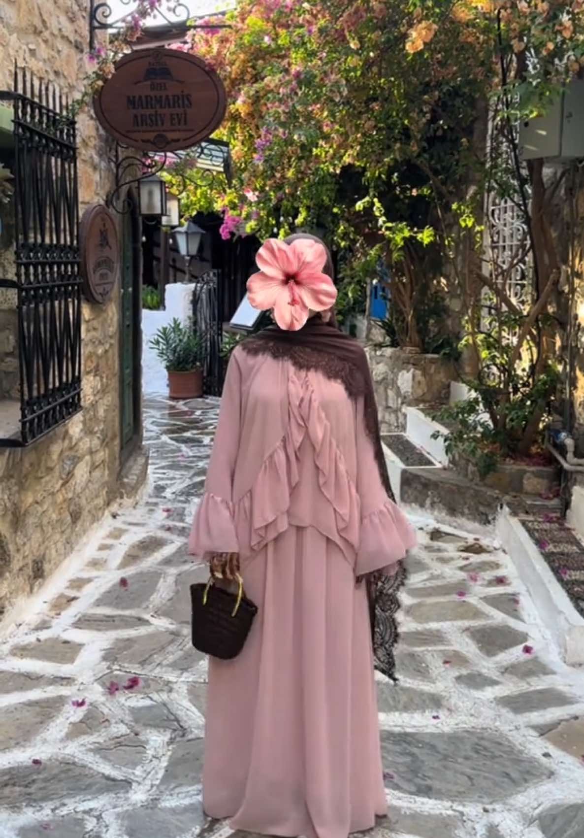 @خديجة