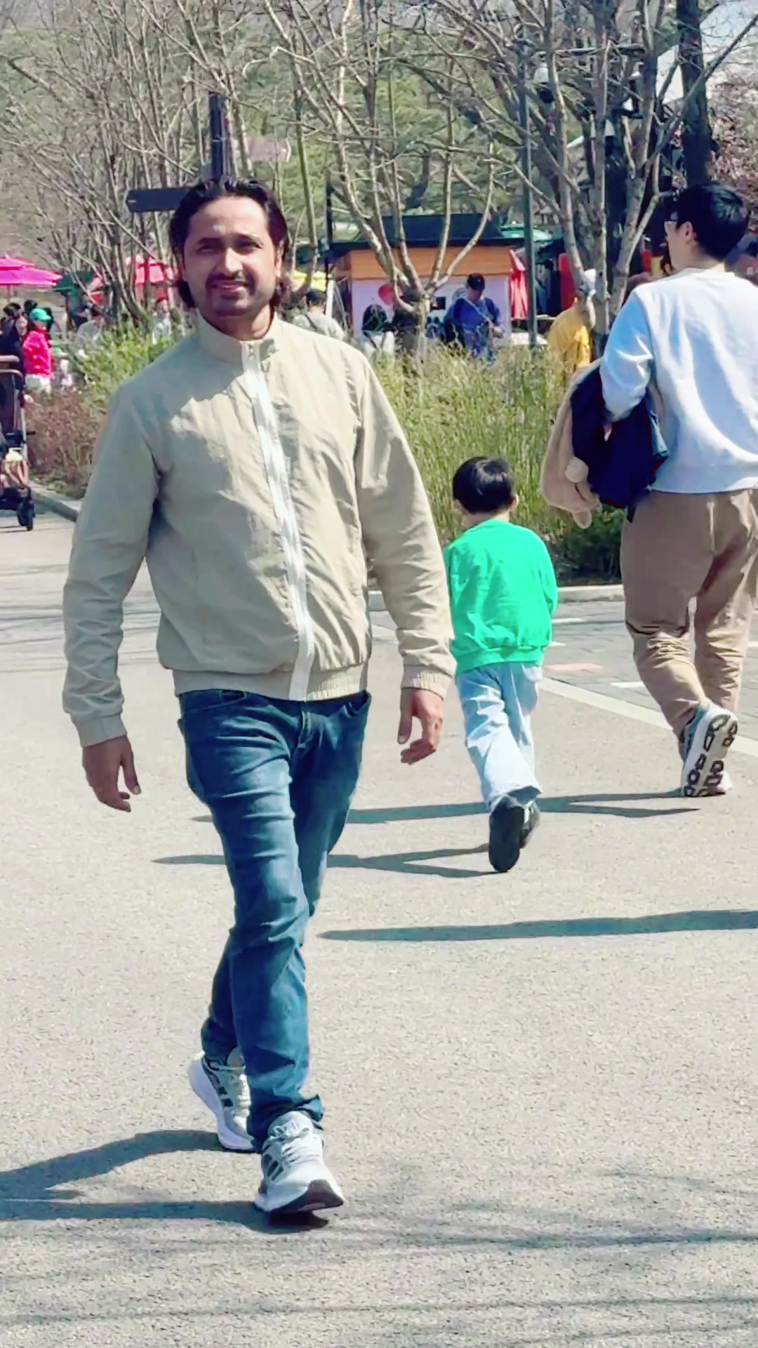 @निलकण्ठ ढुङ्गाना
