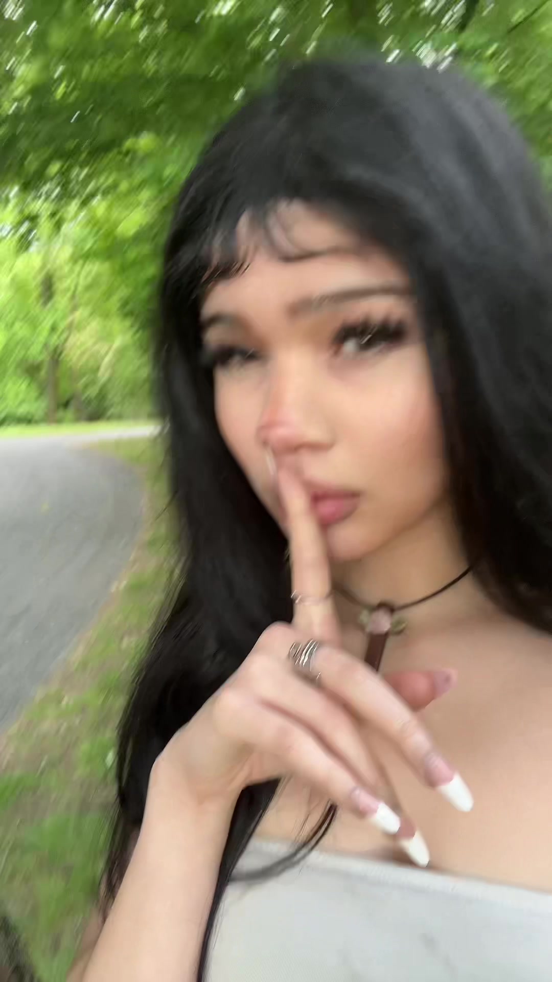 @️