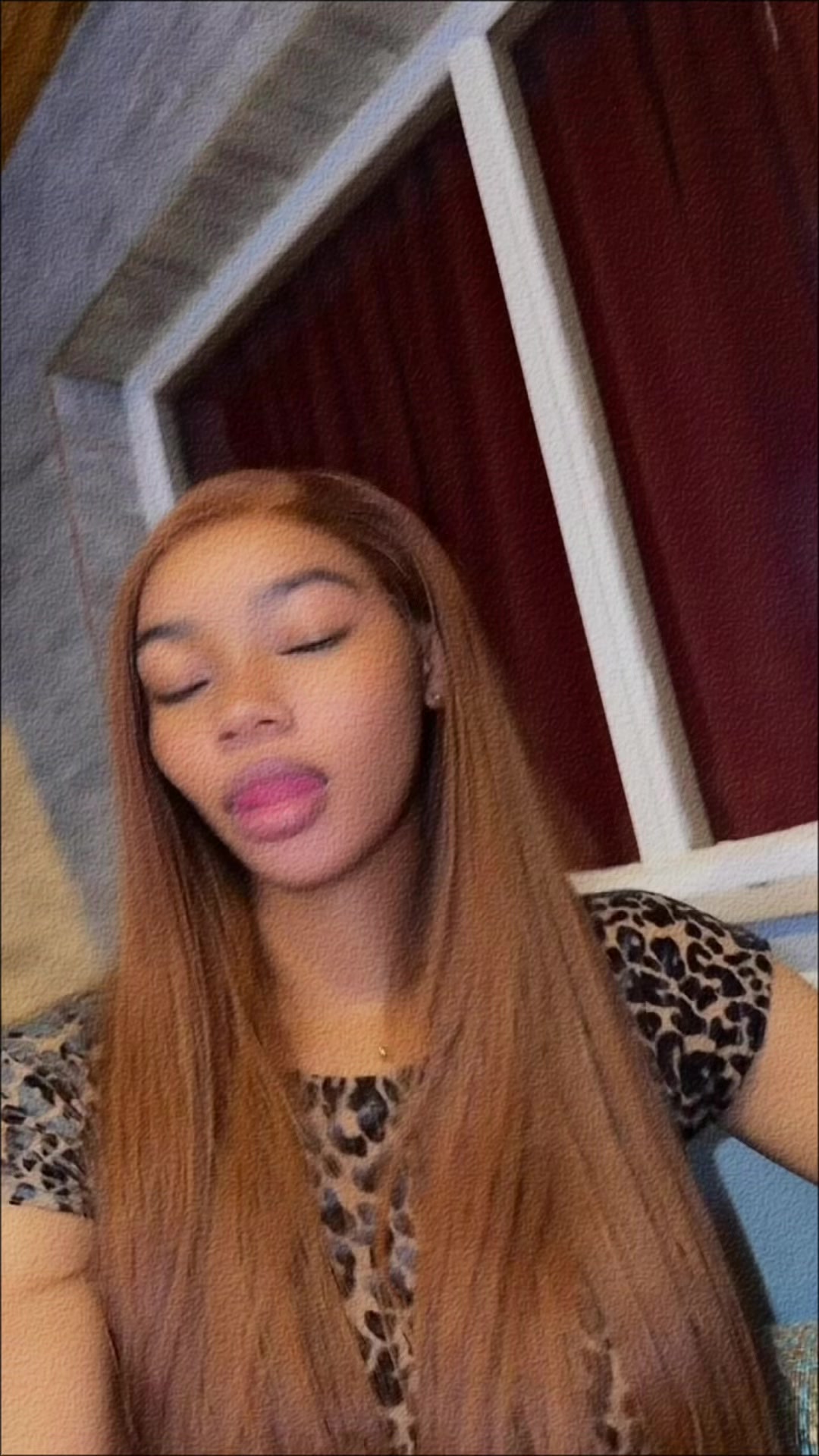 @Adj&eacute;