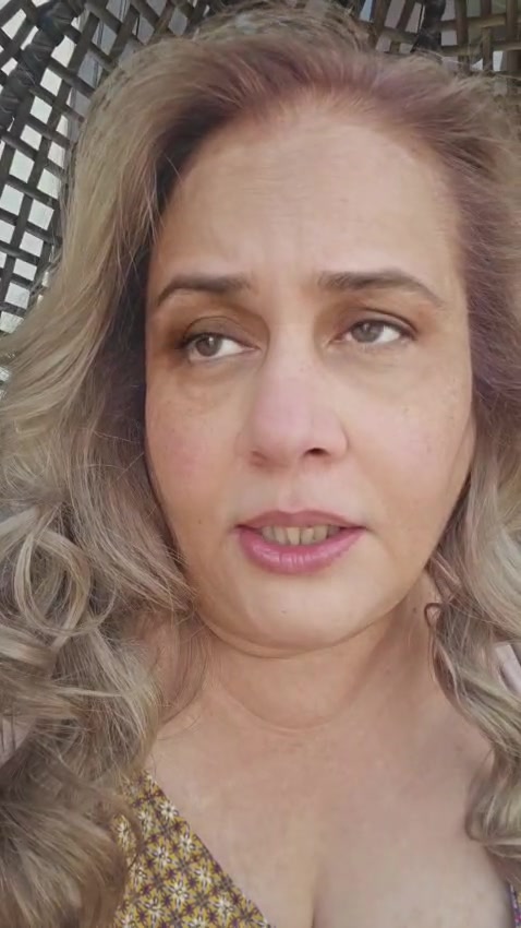 @Nadia Shah433