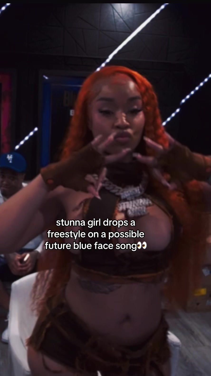 @️