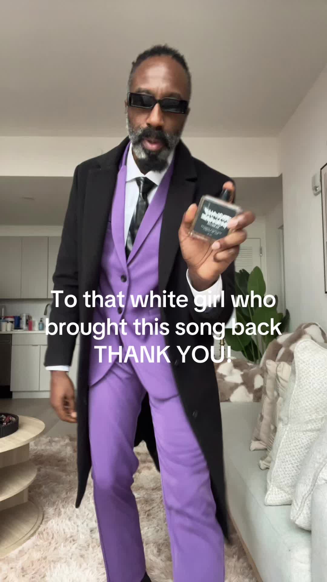 @Mr. Salt n pepper back ๐