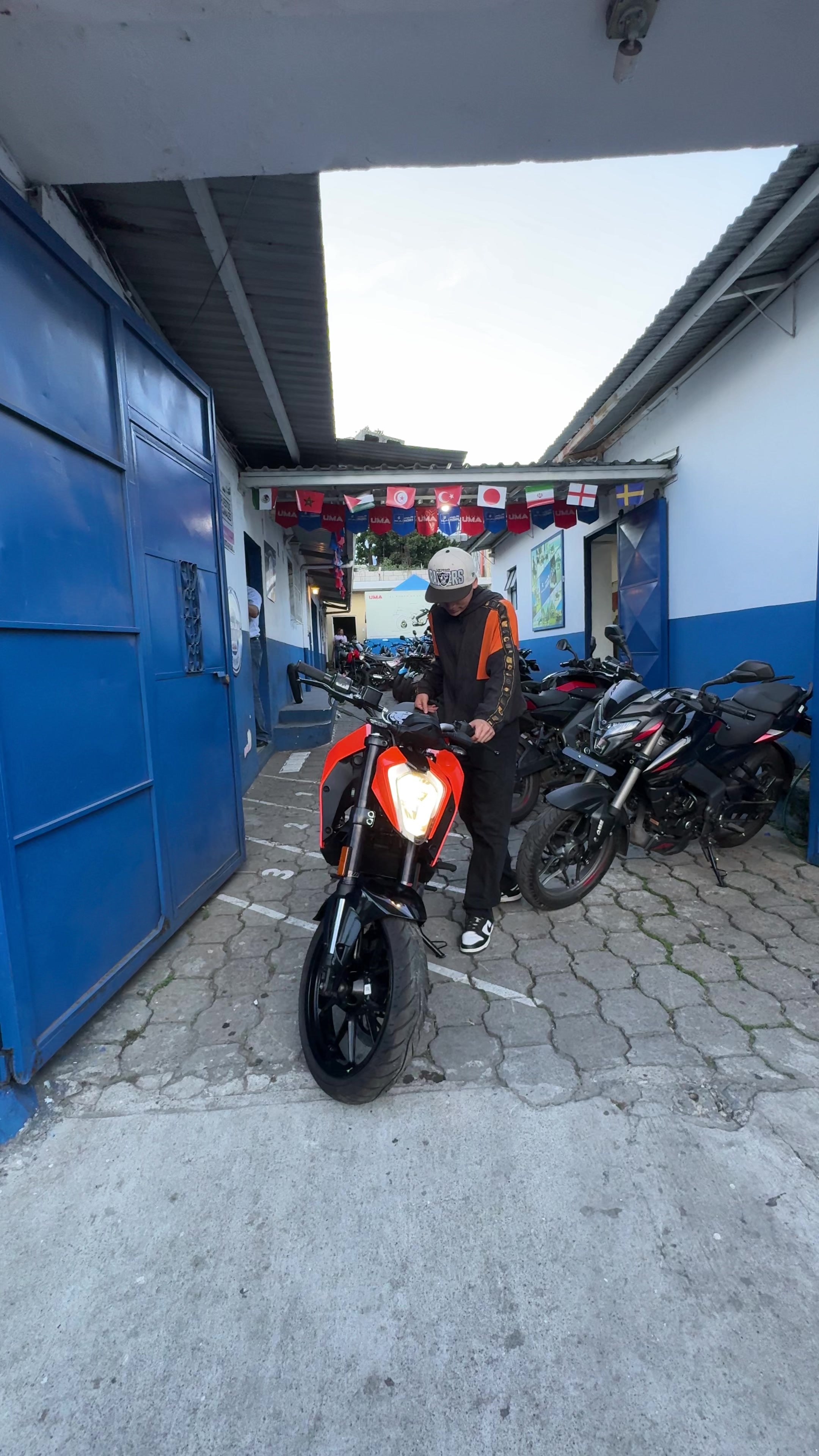 @BAJAJ AMATITLÁN