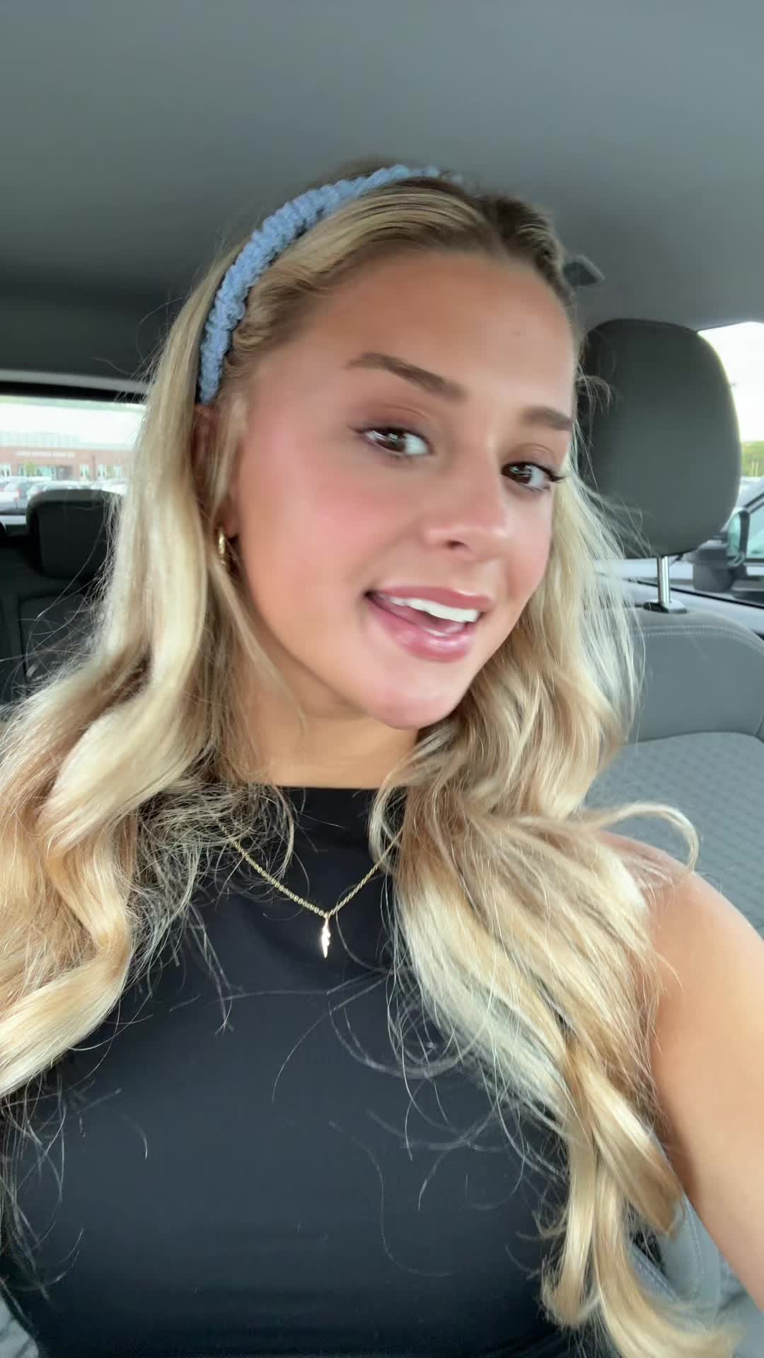 @★ ★ ★