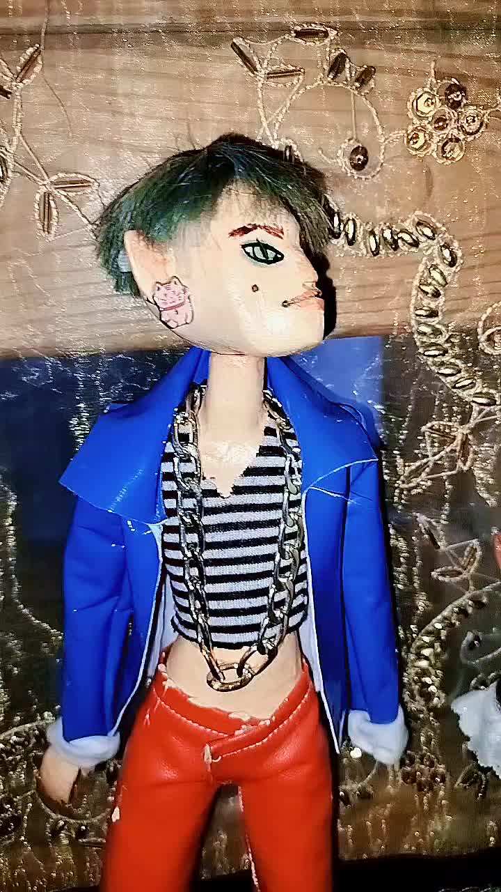 @🧛🏻