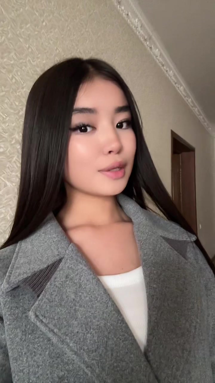 @888