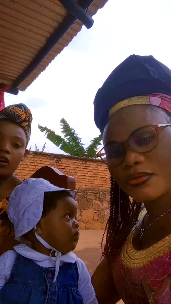 @kaliza esther