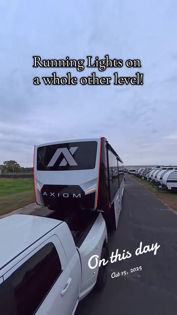 @WanderLawings | RV Life