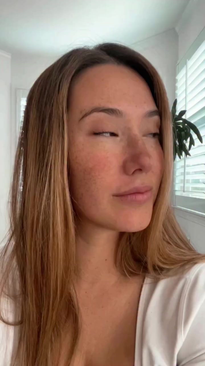 @𝗘𝘃𝗮 𝗹𝗼𝘃𝗶𝗮&reg;🛍🔹️