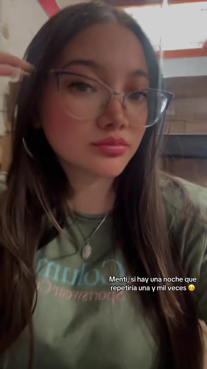 @Angie Lorena 💛✨