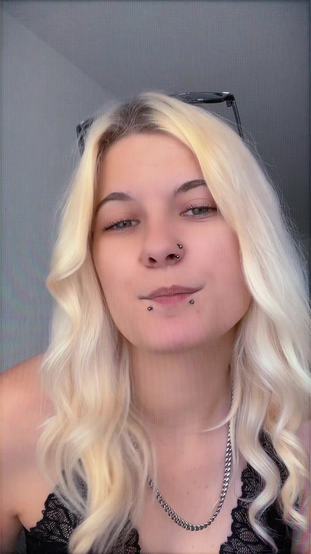 @Celine_cz