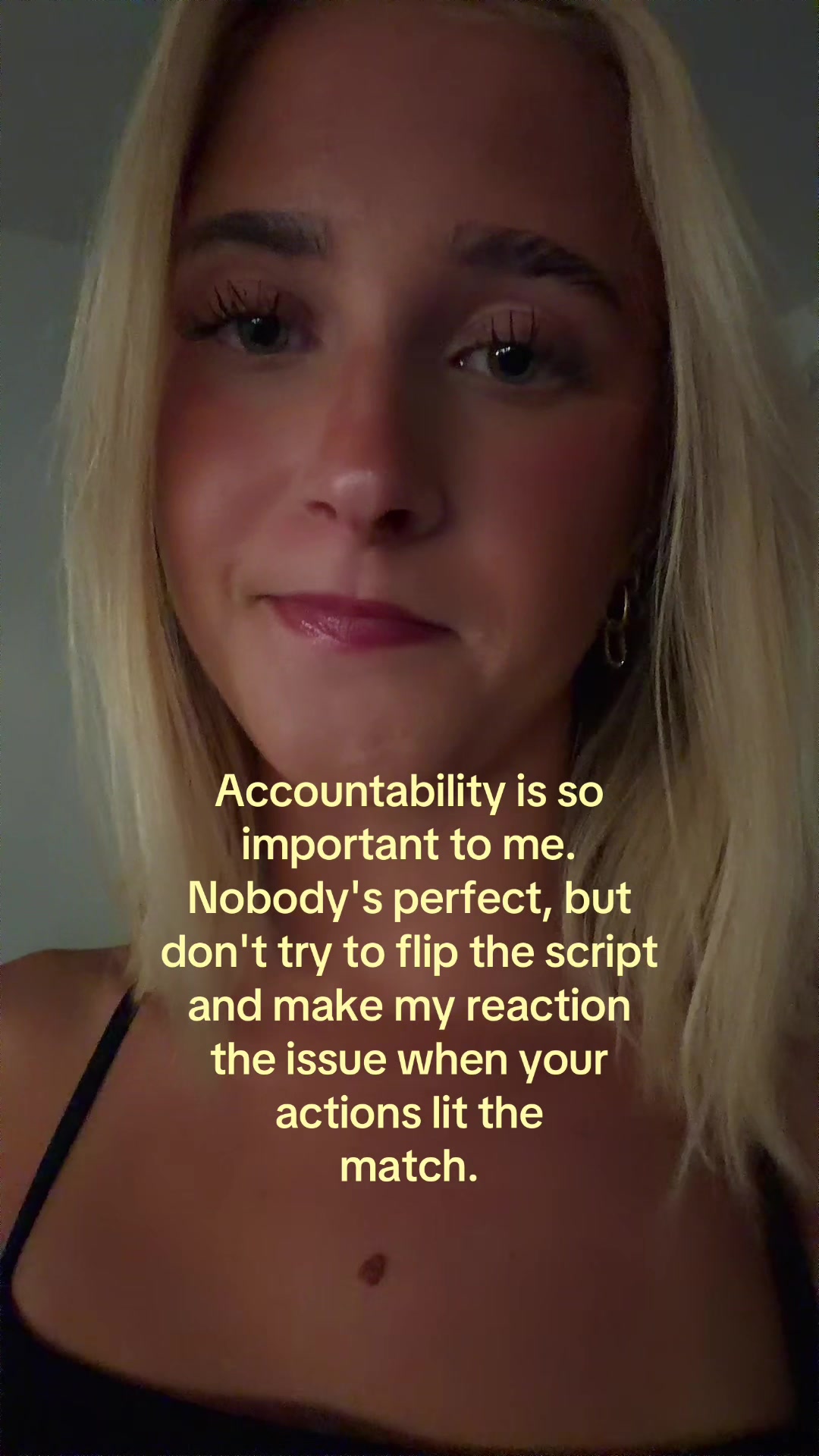 @theelliebarker