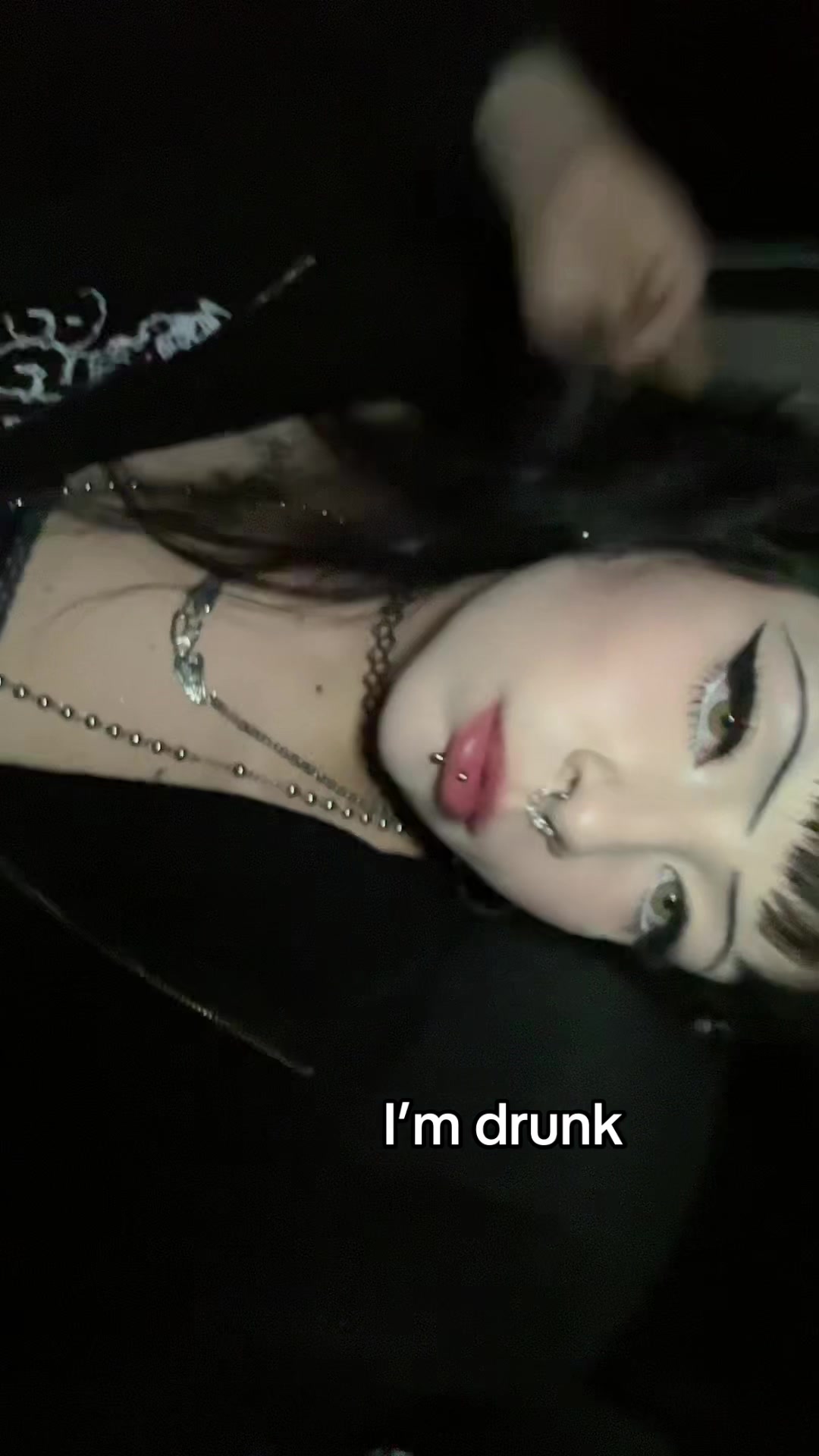 @laur3n🦇