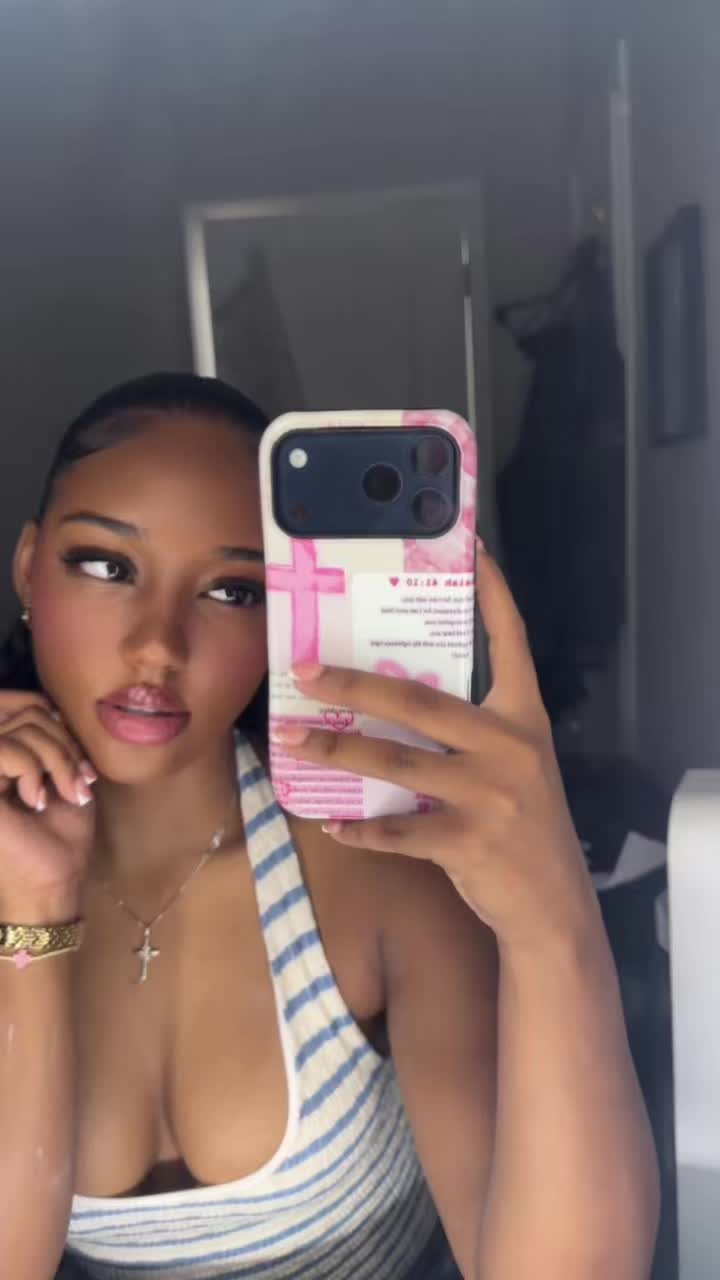 @Chloé