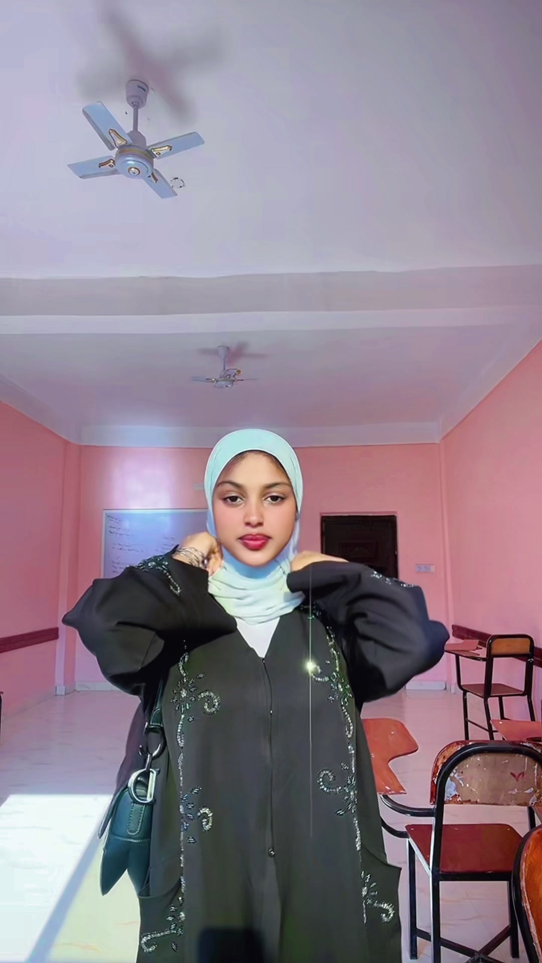 @linaOmar
